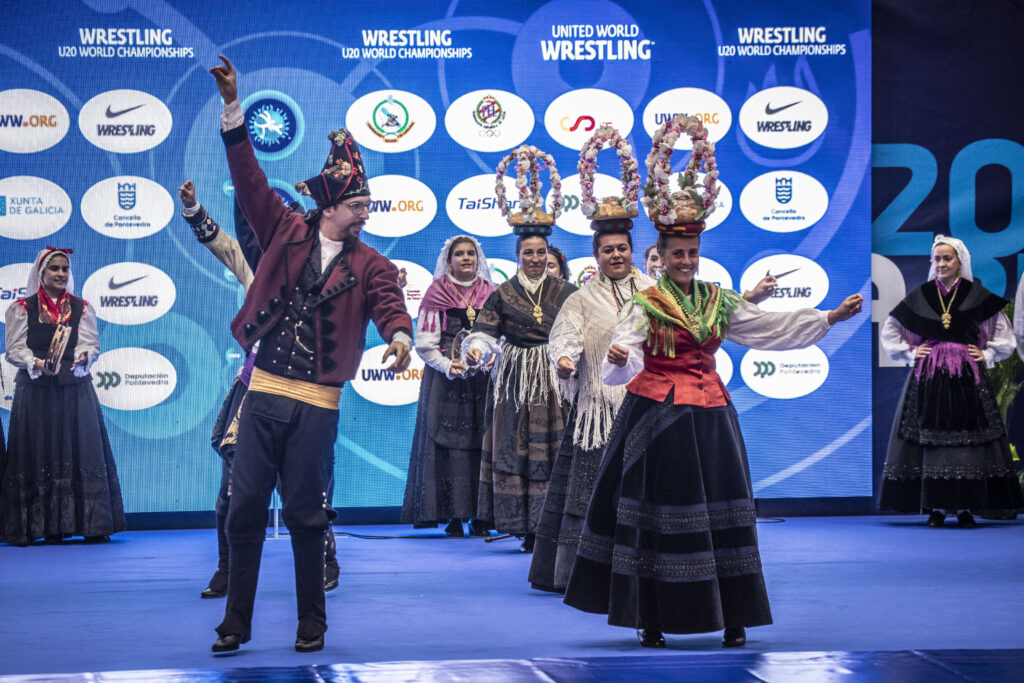 La Agrupación Folclórica Celme fue la gran protagonista de la ceremonia de apertura